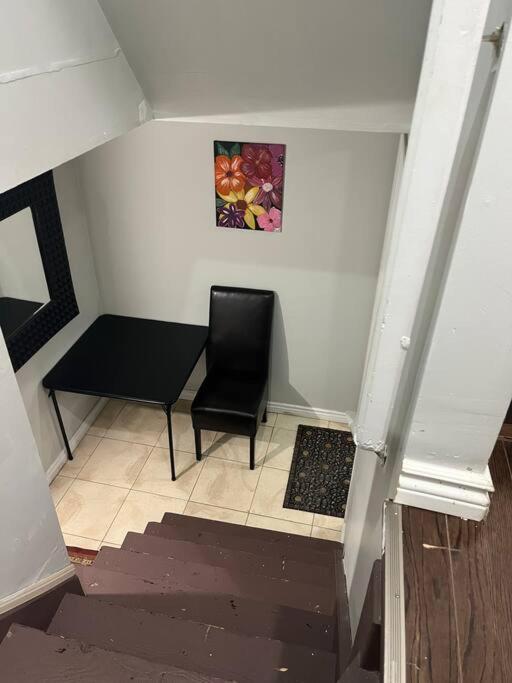 Bernie'S Basement Apartment มิลตัน ภายนอก รูปภาพ